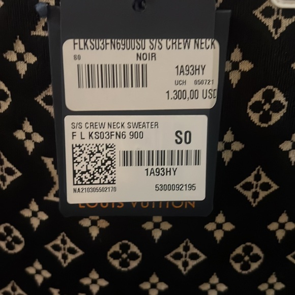 Louis Vuitton women’s SNALL CREW NECK W TAGS - Picture 3 of 3